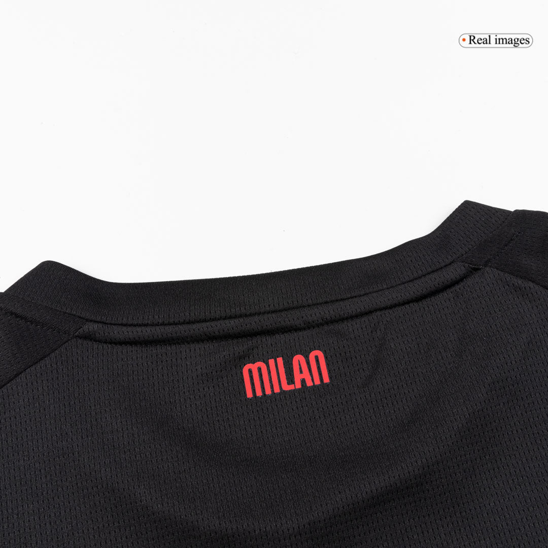 FOFANA #19 AC Milan Domicile Maillot 2025/26 Red&Black - Super